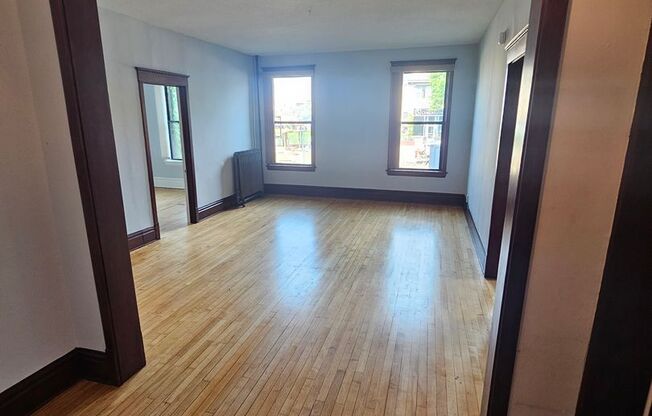 2 beds, 1 bath, 1,020 sqft, $1,745, Unit 905-26