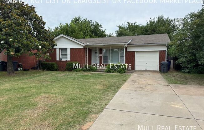 1302 CARLISLE CT