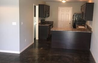 2 beds, 1 bath, 850 sqft, $1,025, Unit 4