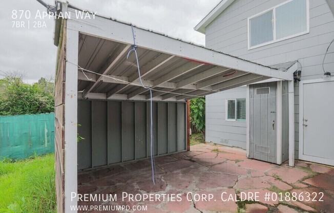 870 APPIAN WAY