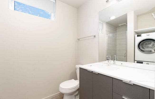 Studio, 1 bath, 298 sqft, $1,450, Unit 605