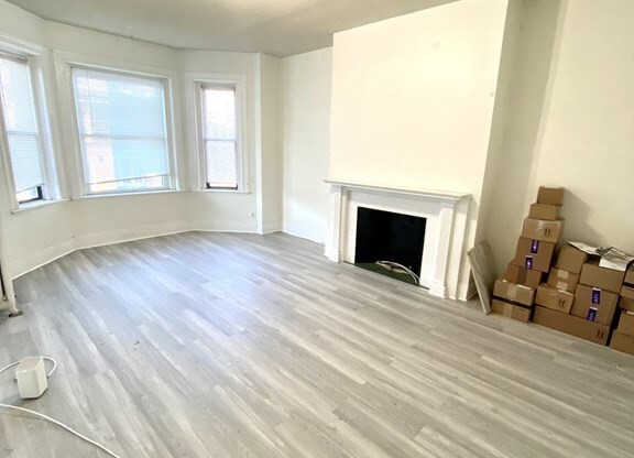18 Glenville Ave