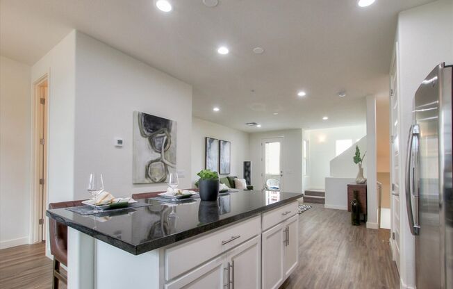 3 beds, 3.5 baths, 1,582 sqft, $2,595, Unit 2