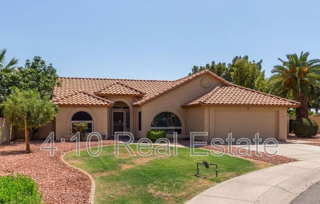 2381 W REDWOOD DR