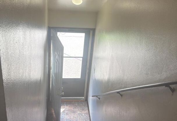 2 beds, 1.5 baths, 1,000 sqft, $1,450, Unit 8133-8133C