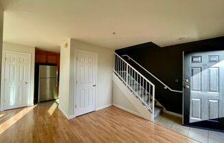 1 bed, 1 bath, 750 sqft, $1,994, Unit 202