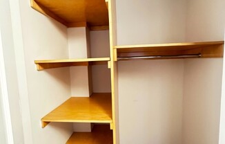 Studio, 1 bath, $4,095, Unit 4G