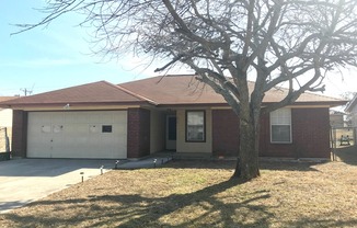 Available October 23, 2024. Clean 3 bdrm home in Copperas Cove!