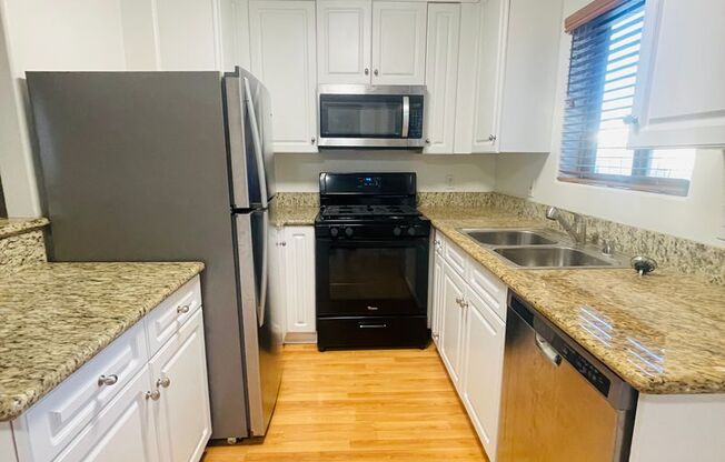 680-2495 CORINTH AVE