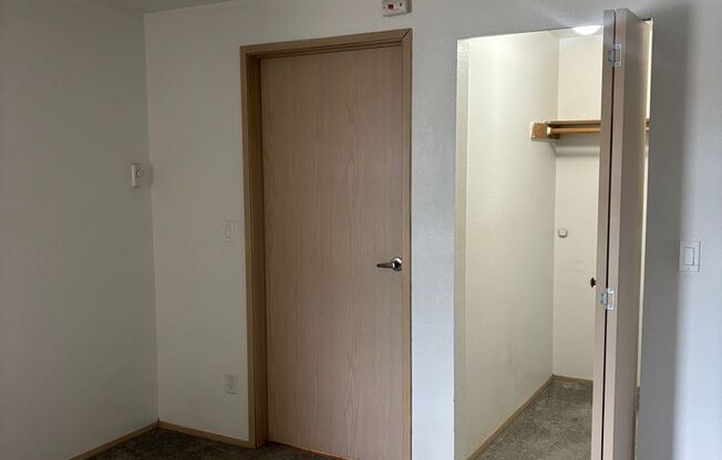 1 bed, 1 bath, 715 sqft, $1,750, Unit 304