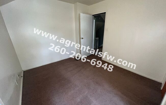 3 beds, 1 bath, $995