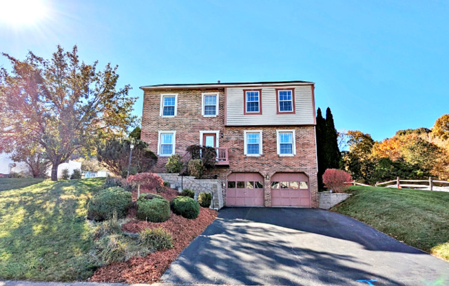 105 WOODBINE DR
