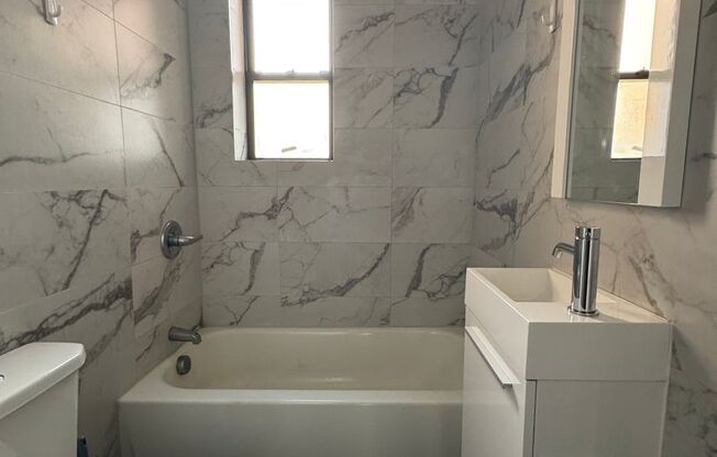 1 bed, 1 bath, $1,195, Unit 4H