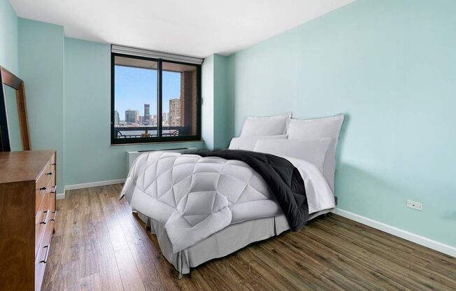 1 bed, 1 bath, 700 sqft, $5,250, Unit 19F