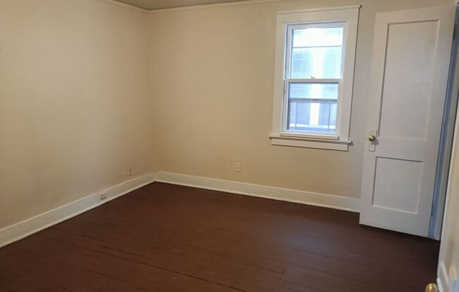 4 beds, 1 bath, $1,495