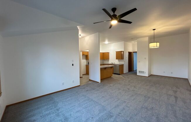 1 bed, 1.5 baths, 600 sqft, $1,495, Unit QBW Res 480