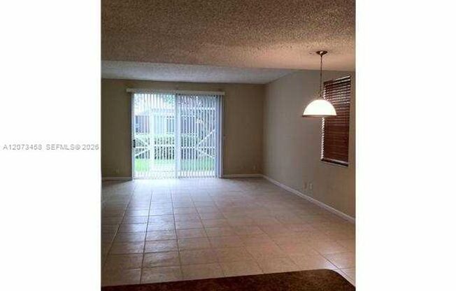 1621 Barcelona Way th 6-32, Weston, FL 33327