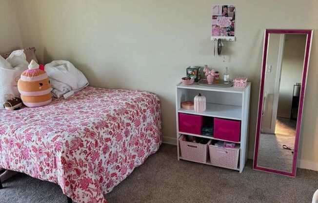 2 beds, 1 bath, 793 sqft, $1,900, Unit 507