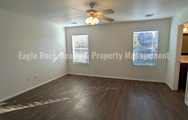 3 beds, 2 baths, $1,700