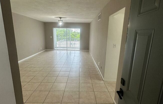 1 bed, 1 bath, $1,900, Unit # 403