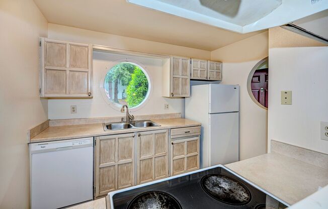 Lake Ballinger Townhouse 3 Bedroom