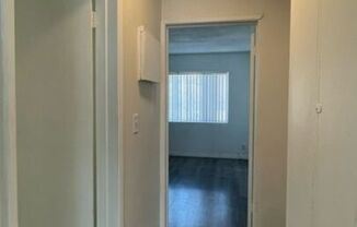 1 bed, 1 bath, 785 sqft, $1,875, Unit 7