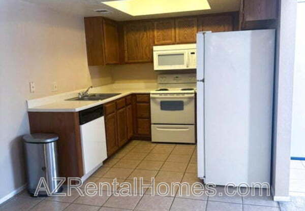1075 E Chandler Blvd
