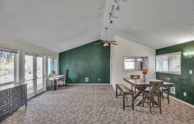 1 bed, 1 bath, 711 sqft, $1,135, Unit 332-25