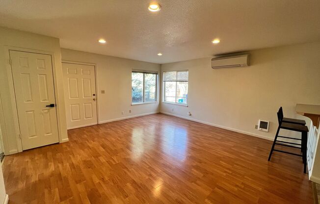 Three Bedroom House on Bend's West Side with RV Parking