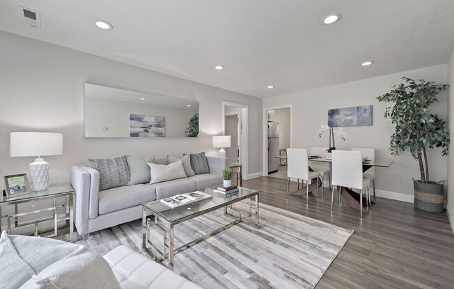 26-28 Arrowhead Ln.