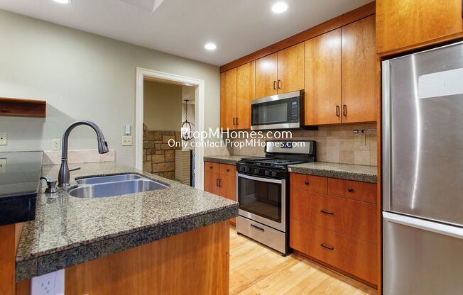 Enchanting 4-Bed Palisades Oasis with Idyllic Garden!