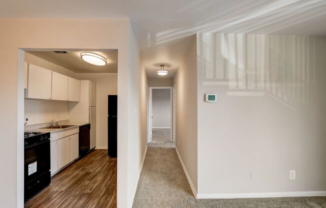Hillsdale Manor Apartments