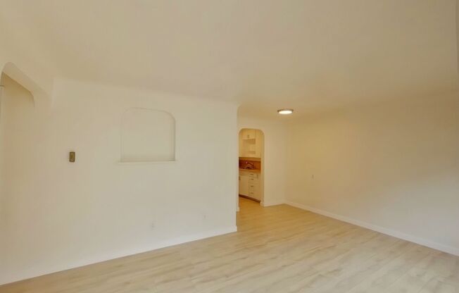 325 West 12th Ave