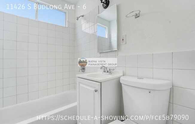 11426 S BUDLONG AVE