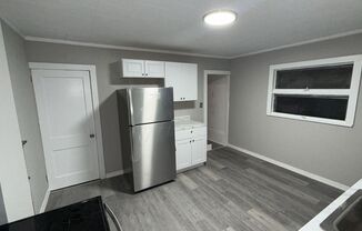 2 beds, 1 bath, $1,250