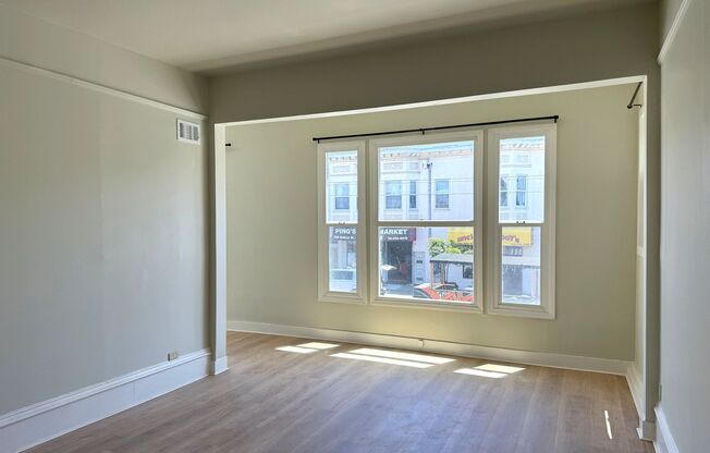 242-246 Balboa