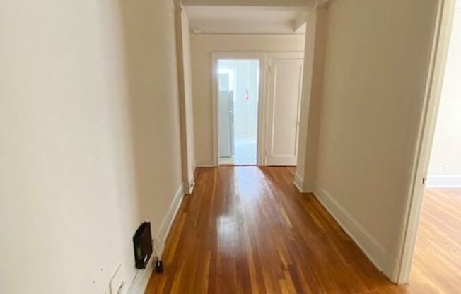 2 beds, 2 baths, 775 sqft, $1,875, Unit 610