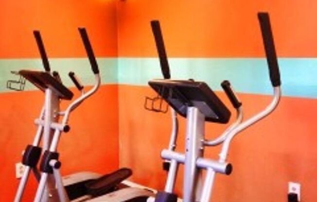 2 beds, 1 bath, 745 sqft, $1,100