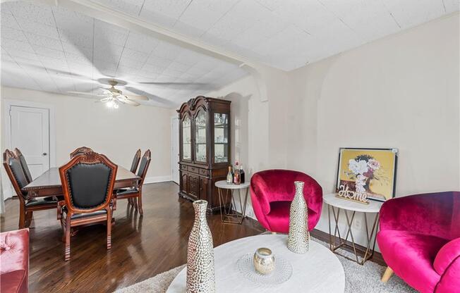 46 KENMORE RD