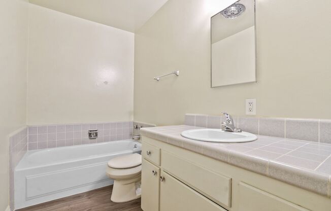 Hawaiian Gardens Apartments