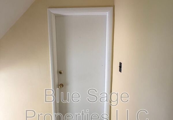 4424 BLOOMFIELD AVE