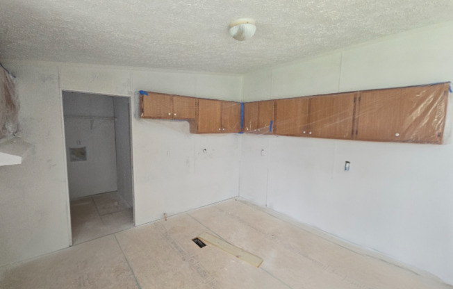 1528 GREENPACK PKWY