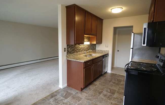 Charlton Estates - Kitchen