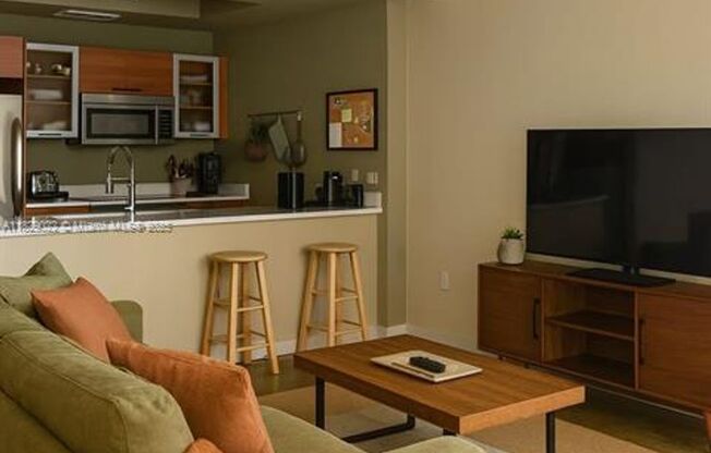 3449 NE 1st Ave unit L-11 (A11829022)