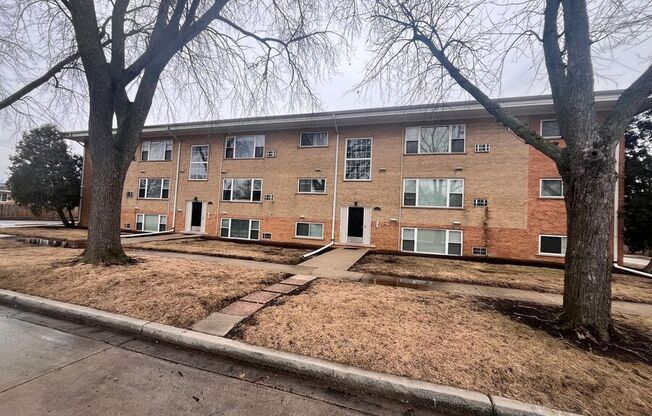 335 N YALE AVE