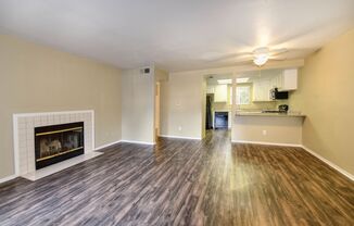 805-Oak Creek Village Apartments