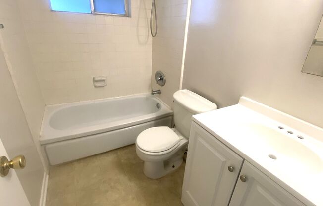 1 bed, 1 bath, $2,195