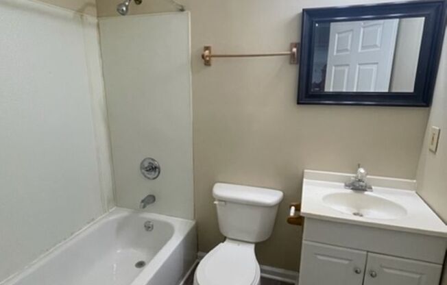 3 beds, 2 baths, $1,495