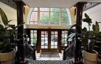 2 Clarendon St 606