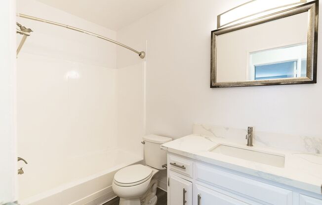 3 beds, 2 baths, 1,400 sqft, $2,898, Unit 229